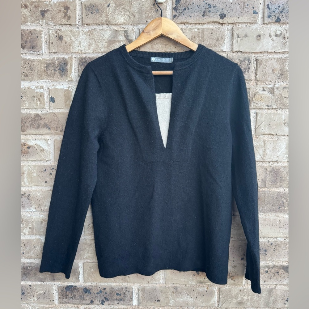 InCashmere Black V-Neck Sweater size L